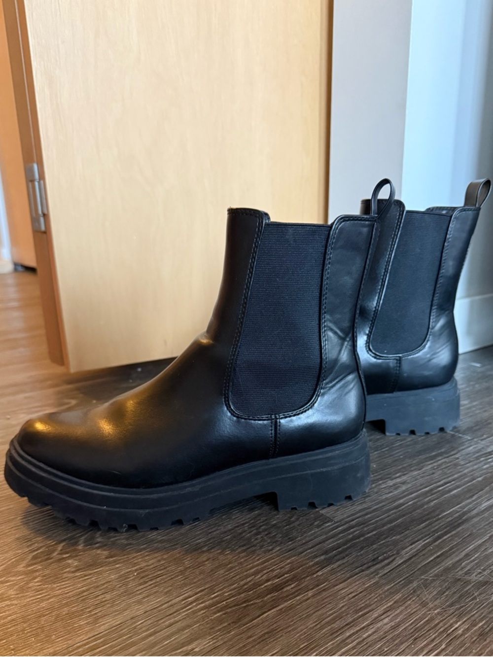 Like new black Target brand Chelsea Boot. Lug sole. Worn once. Size 9.